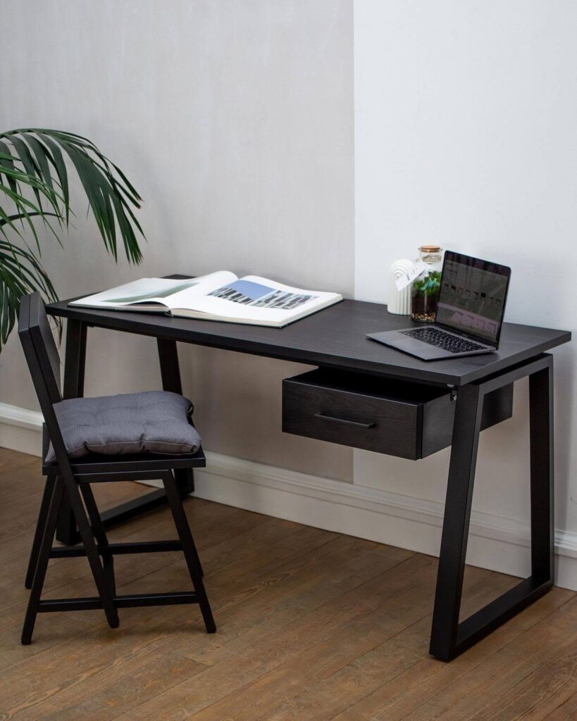 Table Sitora